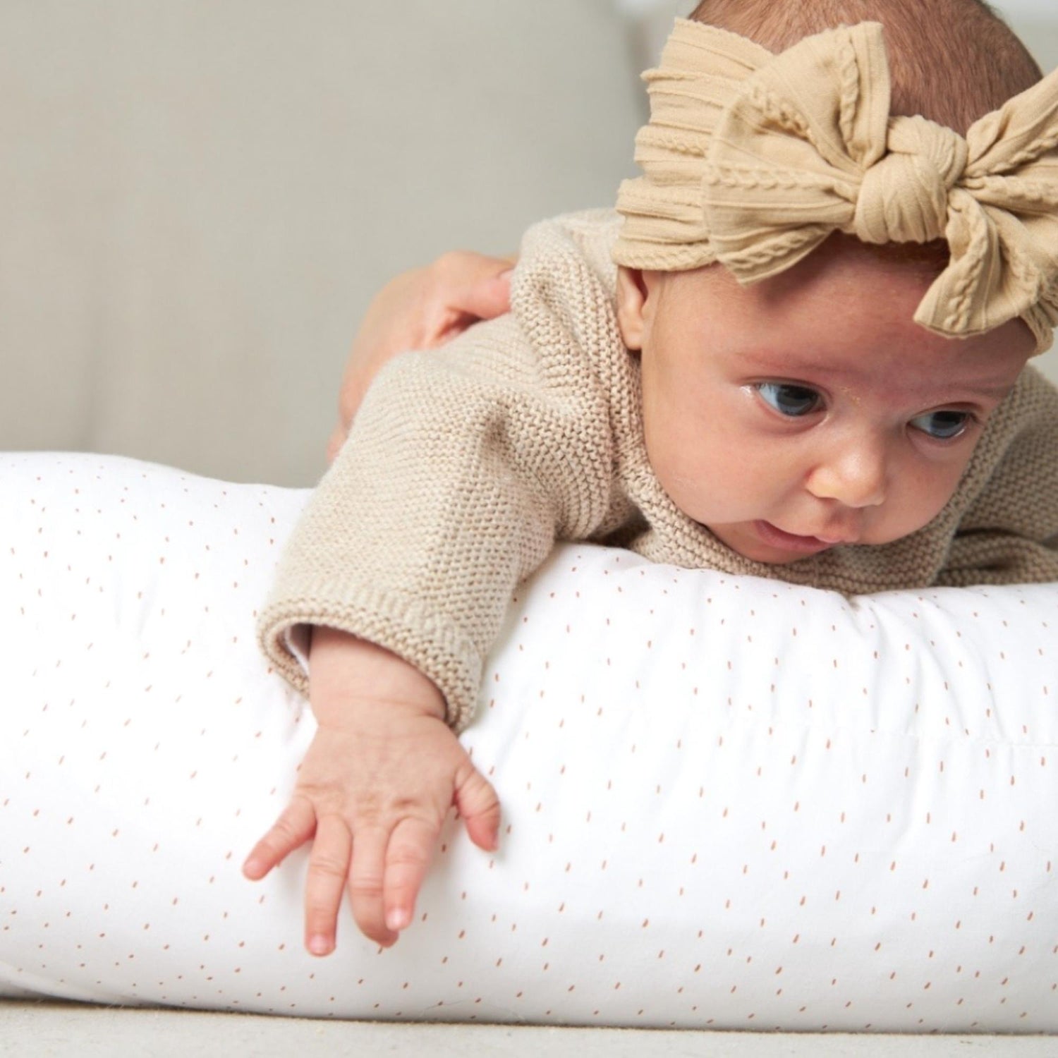 TYC Almohada de Lactancia, Cojín Lactancia y Posicionador - Cojin  Antirreflujo Ultra Comodo Desmontable - Lactancia Materna ergonómica, con  Cierre（Azul） : : Bebé
